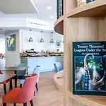 Ξενοδοχείο Jules Verne