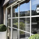 Ξενοδοχείο Jules Verne 4*