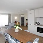 Jules Verne 4*