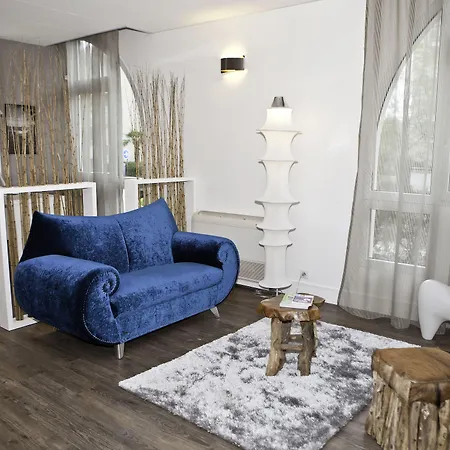 Jules Verne Ξενοδοχείο