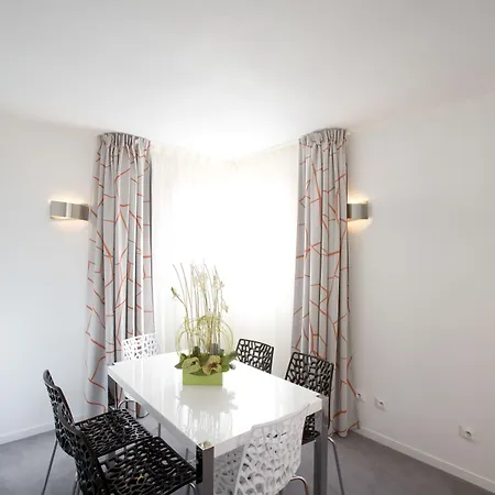 ホテル Jules Verne ビアリッツ