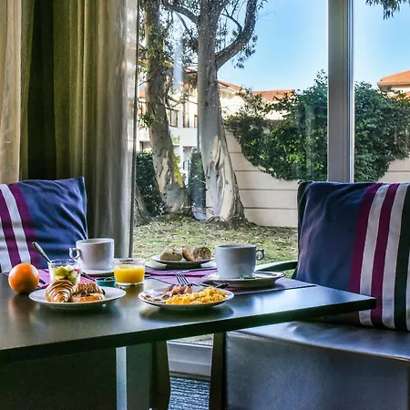 Jules Verne Ξενοδοχείο 4*