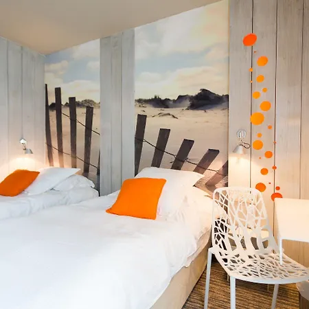 Jules Verne ホテル 4*