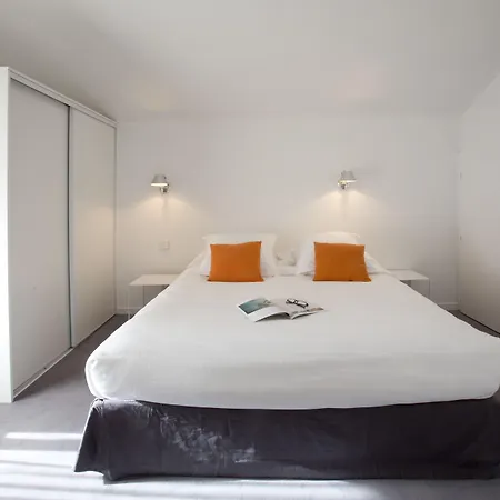 Jules Verne Hotel 4*