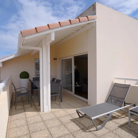 Jules Verne Ξενοδοχείο 4*