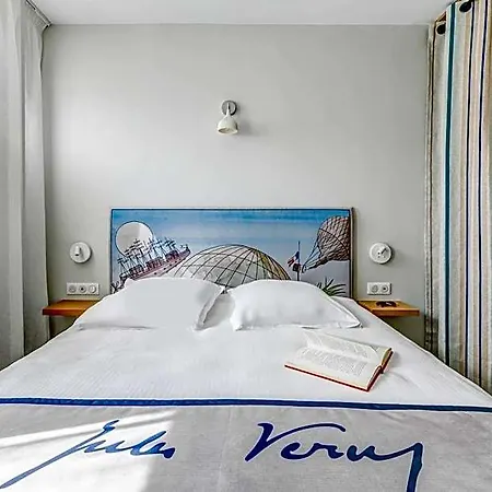Jules Verne 호텔