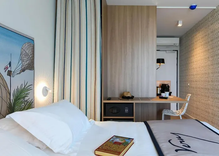 Jules Verne Ξενοδοχείο Μπιαρίτζ