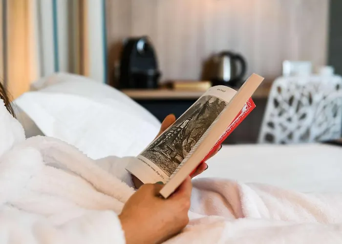 Hotel Jules Verne 4*