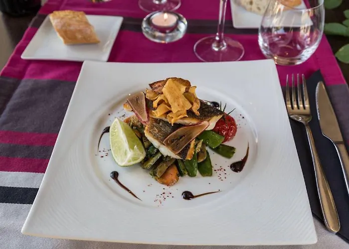Hotel Jules Verne 4*