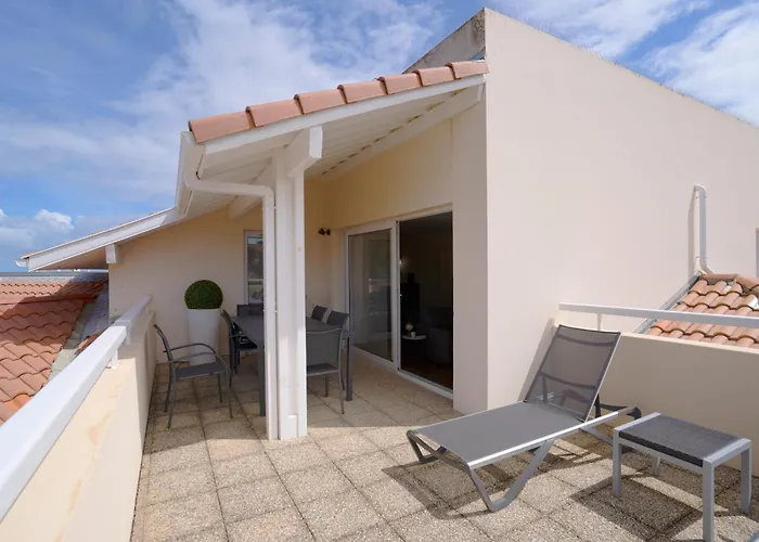 Jules Verne Ξενοδοχείο 4*